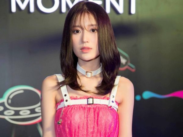 Hậu ồn ào tại chương trình "Nhanh như chớp", Han Sara tái xuất với phong cách kẹo ngọt