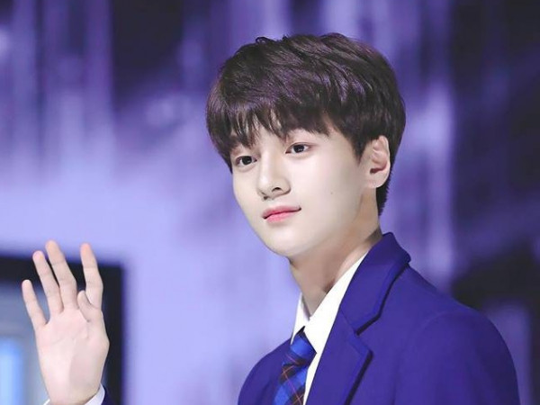 Chưa từng debut, nhưng chàng thực tập sinh này của “Produce X 101” nổi ngang idol