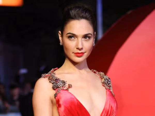 Bí quyết làm đẹp “thần thánh” của Wonder Woman Gal Gadot