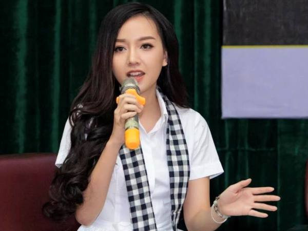 Sau thành công của "Gạo Nếp Gạo Tẻ", Băng Di tham gia hoạt động hướng nghiệp cho sinh viên