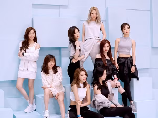 Có ai ngờ rằng đây lại là sân khấu cuối cùng có đủ 8 thành viên SNSD!