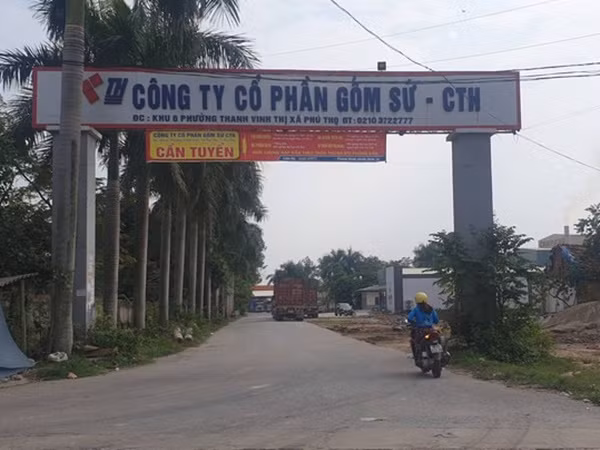 Vụ ô nhiễm nước sạch sông Đà: Triệu tập con gái Chủ tịch Cty gốm sứ Thanh Hà