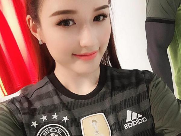 Những bí mật thú vị xoay quanh nữ cầu thủ đăng kí tham gia The Face