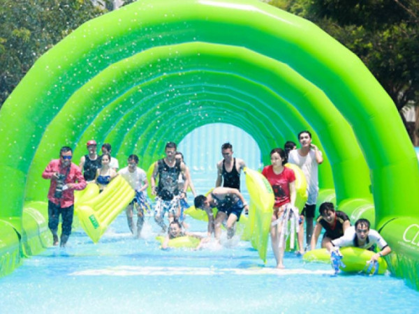 Chơi gì cuối tuần: Teen Hà Nội "quẩy" cùng tiệc EDM, teen Sài Gòn đắm chìm trong nhạc giao hưởng