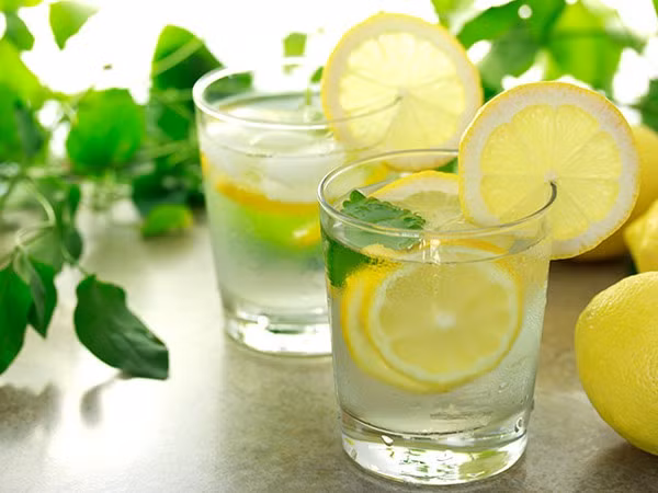 Trước mỗi chuyến bay thì chúng mình nên ăn gì nhỉ?
