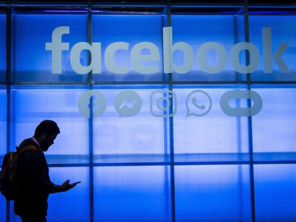 Đây là lý do tại sao bạn không nên kết bạn với người lạ trên Facebook