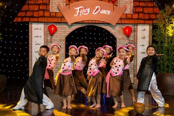 ABC Kids "quậy tưng" với vũ điệu "Bống Bống Bang Bang"