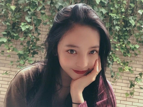 Sau lần tự tử không thành, Goo Hara đã lấy lại tinh thần và đăng một loạt hình ảnh vui tươi