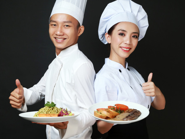 Không phải Tiến Luật, anh chàng này mới là người sánh đôi cùng Thu Trang trong thời gian tới