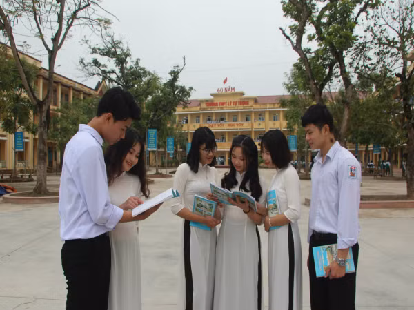 THPT Lý Tự Trọng - Niềm tự hào của vùng đất khoa cử Nam Định