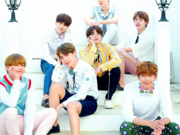 Chuyện thật như đùa: BTS comeback là A.R.M.Y lại được “mưa” ảnh dìm