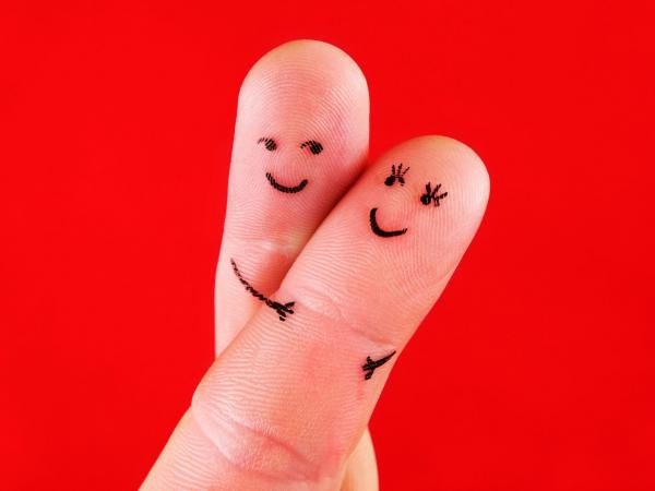 Cà phê chiều thứ Bảy: Những cái ôm dịu dàng