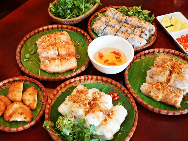 Đến Huế du lịch bằng “đầu đũa” - “thưởng thức” Huế theo phiên bản food tour có 1-0-2