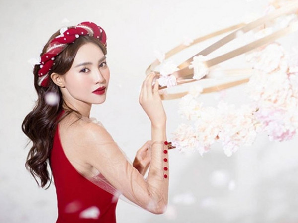 Có gì bất ngờ khi ghé thăm “hậu cung” của “cô Cám” Ninh Dương Lan Ngọc?