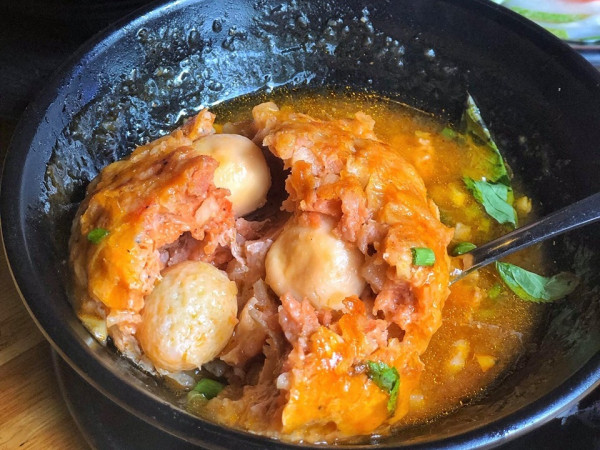 Lập team thử ngay món xíu mại siêu to khổng lồ nhân trứng cút ngon bá cháy