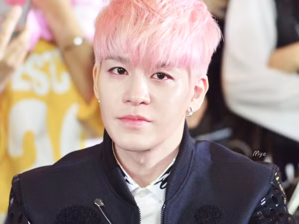 Thành viên nhóm nhạc huyền thoại Sechskies bị kiện vì tội lừa đảo, YG và CEO công ty cũ lên tiếng