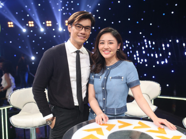 Phản ứng bất ngờ của Văn Mai Hương khi được Nhan Phúc Vinh tỏ tình