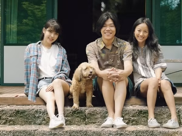Nghỉ việc đã lâu, nhưng cô dọn phòng IU vẫn được “sếp cũ” Lee Hyori tặng quà bự