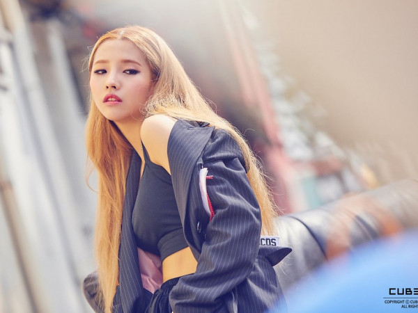 Còn trẻ mà tâm lý đã vững vàng như thế này, Soyeon thật xứng làm trưởng nhóm (G)I-DLE