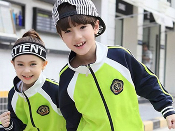 Trường học Trung Quốc dùng "đồng phục thông minh" giám sát học sinh