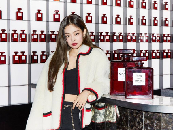 Vừa bị chê là chảnh như công chúa, Jennie (Black Pink) chứng minh điều ngược lại