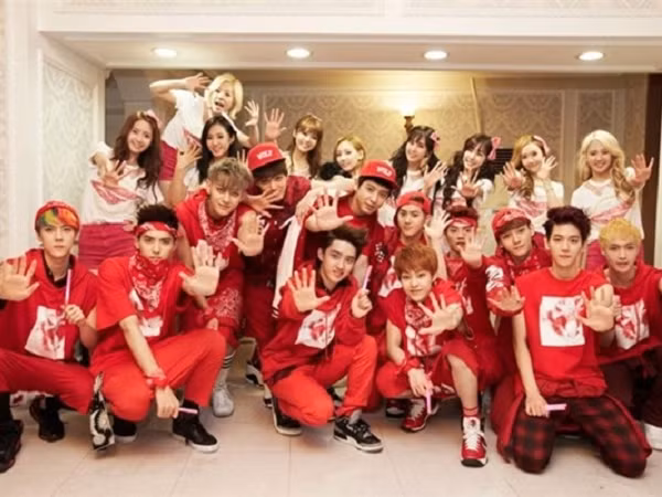 Sau tất cả, SM Ent sắp gia nhập trào lưu mở fanclub chính thức có trả phí