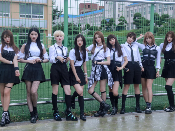 Sát giờ trở lại, DIA bất ngờ lùi lịch comeback vì chất lượng album