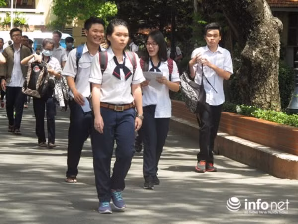 Thành phố Hồ Chí Minh đề xuất rút ngắn năm học