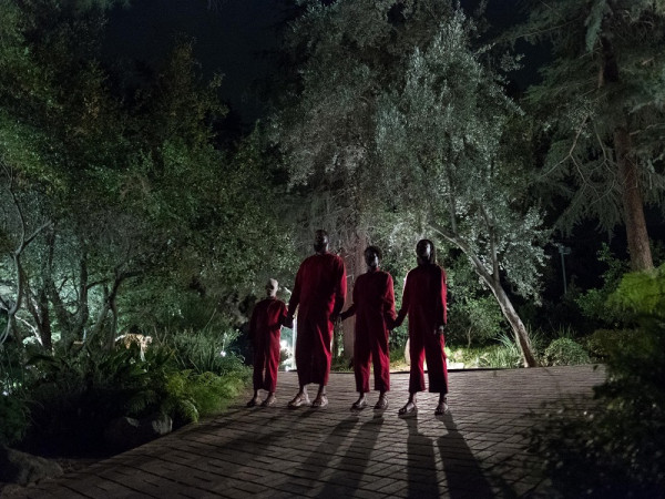 Phim “Get Out” đã vô cùng bất ngờ và đáng sợ, thì “Us” còn hơn thế nữa