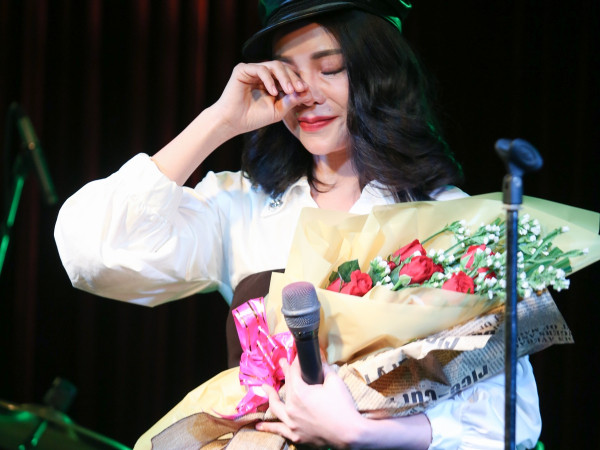 Trà Ngọc Hằng ngọt ngào trong buổi ra mắt sản phẩm mới và gây quỹ từ thiện