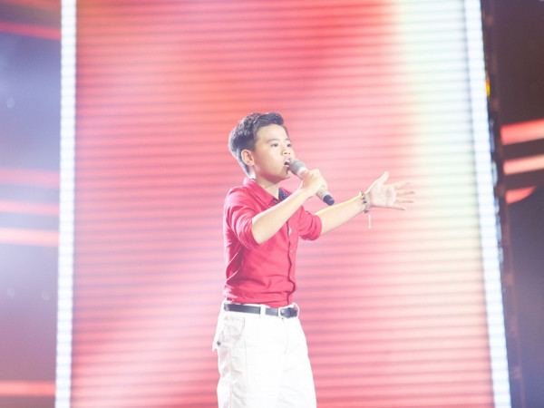 Phi Hùng - cậu bé 12 tuổi sở hữu giọng hát opera khiến Soobin Hoàng Sơn "đứng hình"