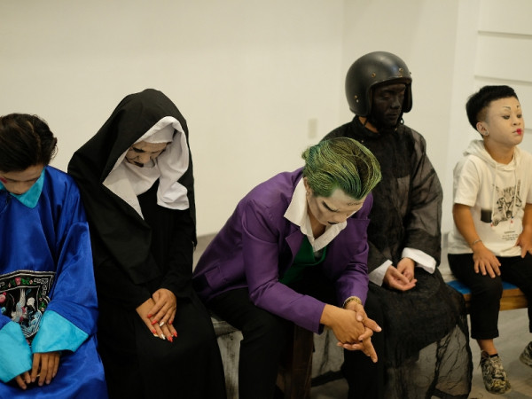 Gia Bảo "thả xích" tập đặc biệt của "Đêm Nay Ai Chết" ngay trong ngày Halloween