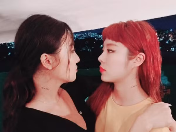Còn ai nhọ hơn Whee In và Hwasa (Mamamoo), đi xăm hình đôi mà lại chọn nhầm