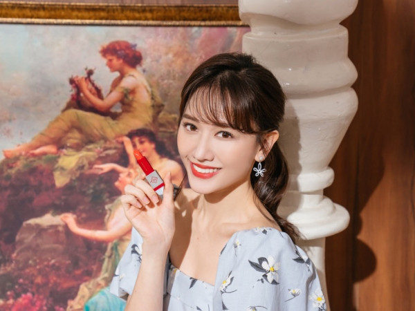 Hội chị em vào xem Hari Won chia sẻ bí quyết làm đẹp cho các cô nàng lười trang điểm