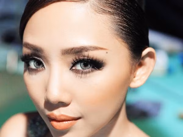 Đột nhập hậu trường xem Tóc Tiên “đại chiến" Mai Ngô, Lilly Nguyễn, Phí Phương Anh 