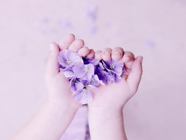 Khám phá bản thân: Xòe bàn tay, xem ngón tay… nói gì nào?