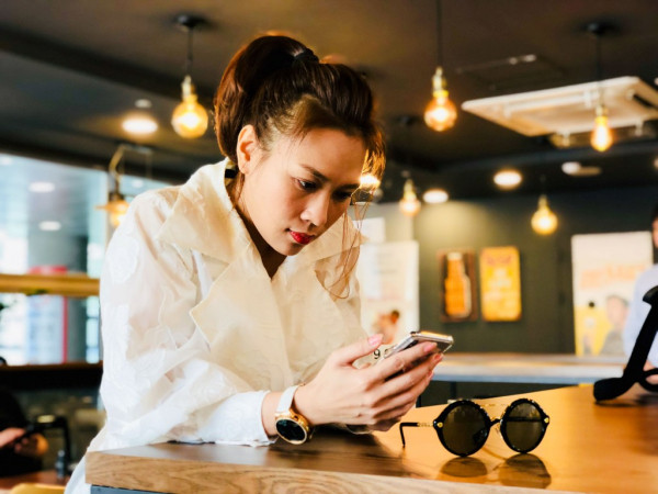 Mỹ Tâm đi khảo sát địa điểm tổ chức concert tại Hàn