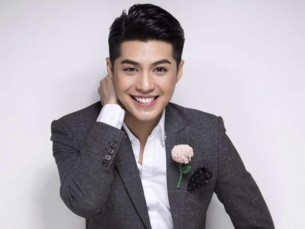 Noo Phước Thịnh lần đầu dẫn chuyện "Thay lời muốn nói"