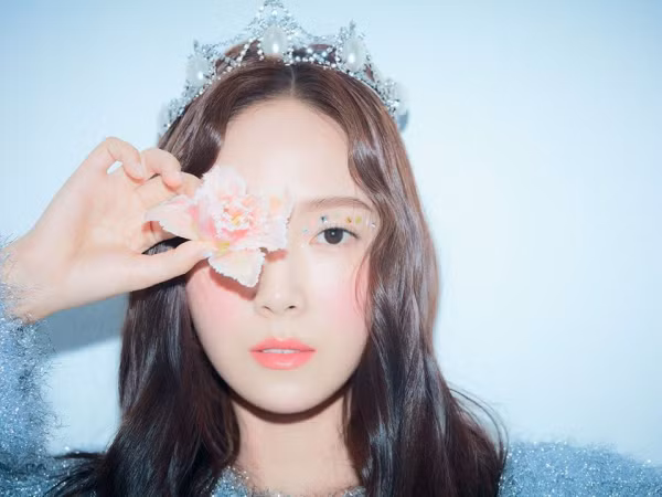 11 năm trôi qua, Jessica vẫn luôn nhớ về cảm xúc của ngày đầu debut với SNSD