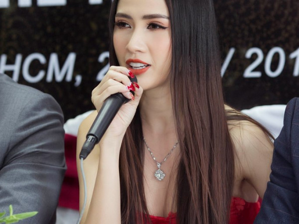 Hoa hậu Phan Thị Mơ làm giám khảo cuộc thi "Người Mẫu Thể Hình Việt Nam 2019"