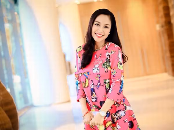 Ốc Thanh Vân ngồi ghế nóng cuộc thi "Movie Idol – Thần tượng điện ảnh 2017" 