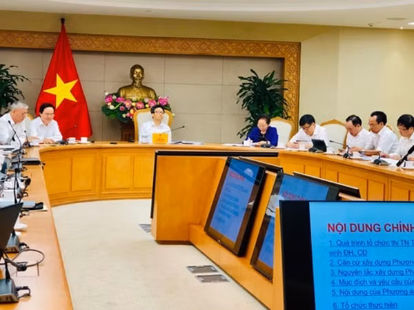 Thi THPT quốc gia sau 2020: Sẽ cấp giấy chứng nhận và thi trên máy tính