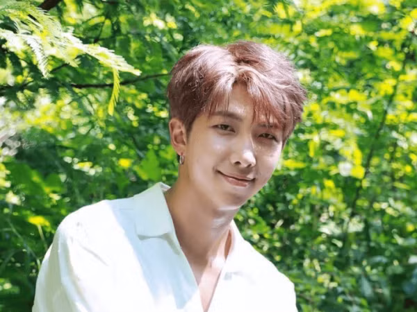 Sinh nhật năm nay, RM (BTS) đã tự tặng cho mình một món quà rất đặc biệt