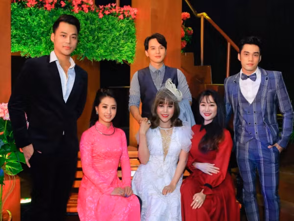 Đạo diễn Người Kể Chuyện Tình mùa 2 tự tin khi mỗi tiết mục là một kịch ngắn cuốn hút