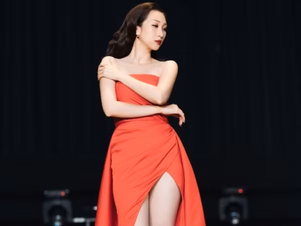Lều Phương Anh tung MV mới đánh đấu chặng đường 8 năm ca hát từ "Vietnam Idol"