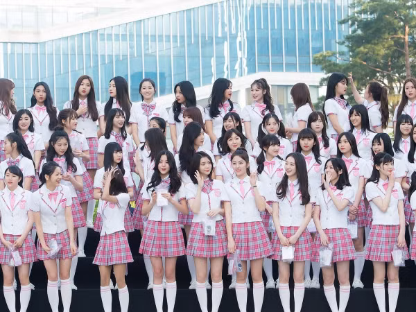 Đến hẹn lại lên, bao nhiêu thị phi ồn ào lại đổ dồn về show sống còn “Produce 48”