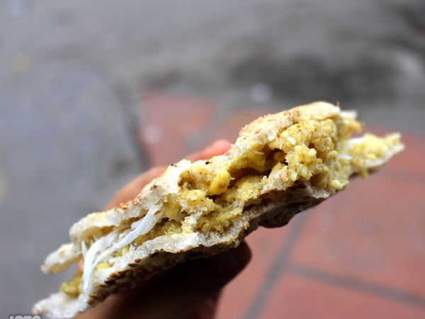 Bánh đa kê: "Một vé về tuổi thơ" với món ngon mộc mạc