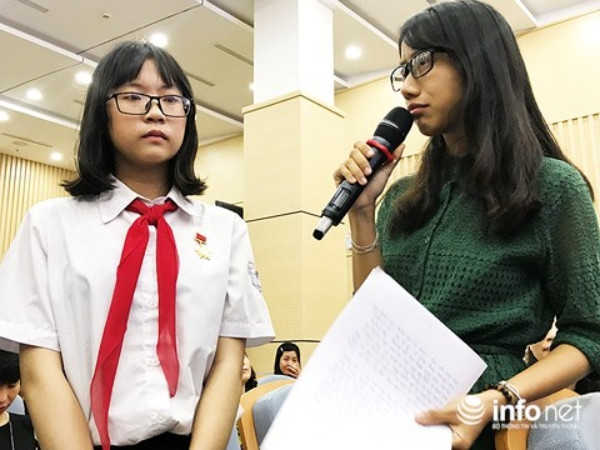 Mẹ của bé Hải An vỡ oà cảm xúc khi nhận bức thư UPU viết về thiên thần nhỏ của mình