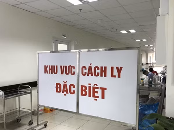 1 ca tử vong chưa rõ nguyên nhân, Hà Nội cách ly hàng chục người có tiếp xúc