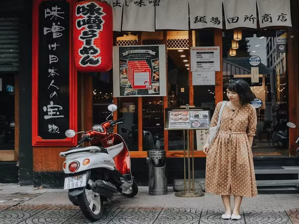Những con hẻm “sống ảo” xinh ngất giữa lòng Sài Gòn